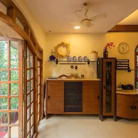 Saffronstays Birdsong - 3Br Pet-Friendly Villa With Lawns, Treetop Terraces, Gazebo Dining & Tennis Court-3